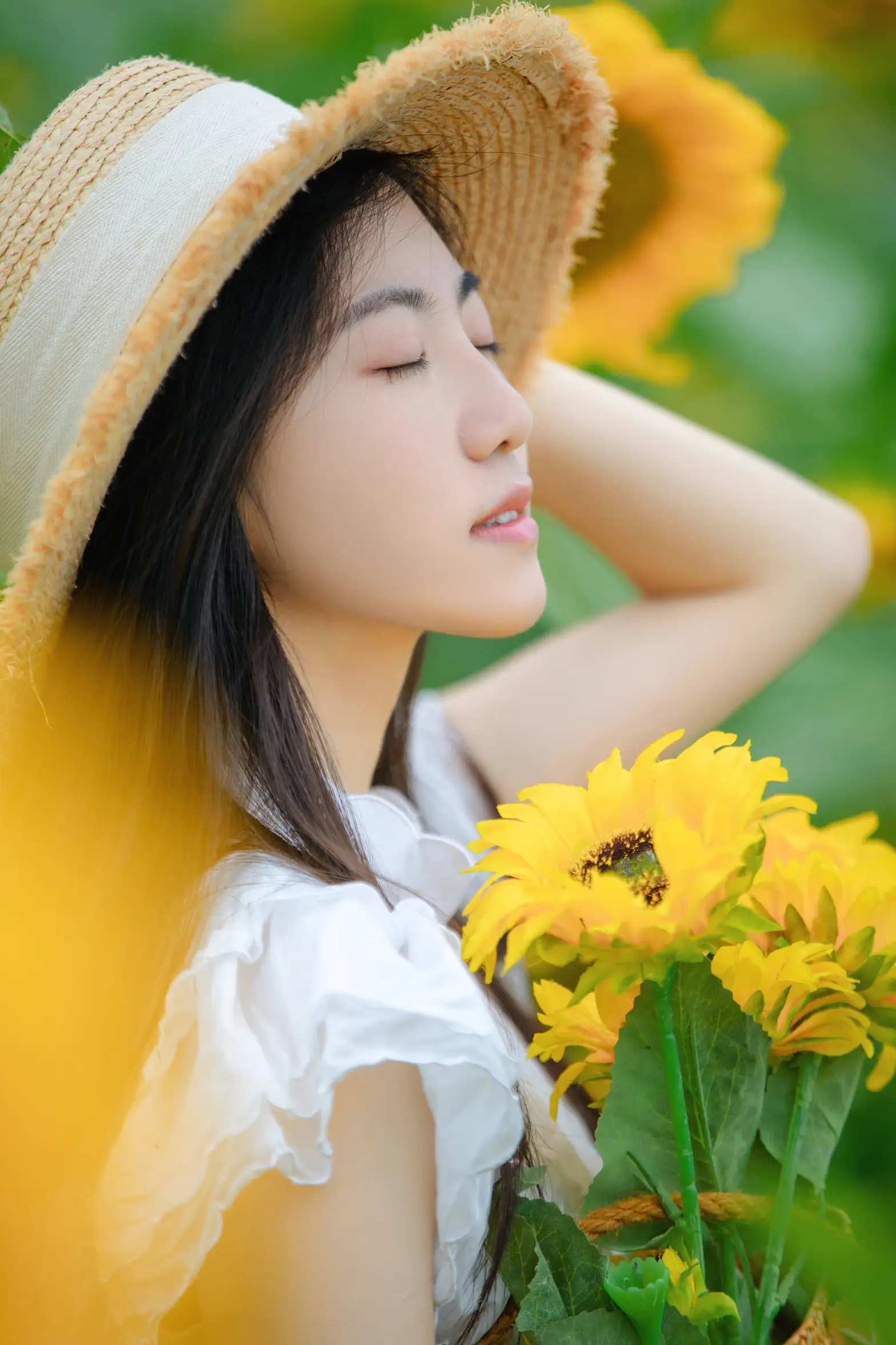 [YITUYU] 2022.08.22 Vol.1766 – Sunflower Girl chestnut#[22P]-22